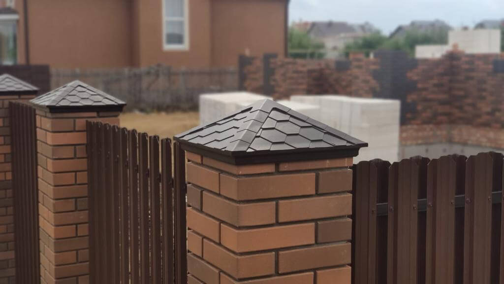 Колпак Zking Эверест Коричневый на столб 1.5х1.5 кирпича (390х390мм) в Томске фото