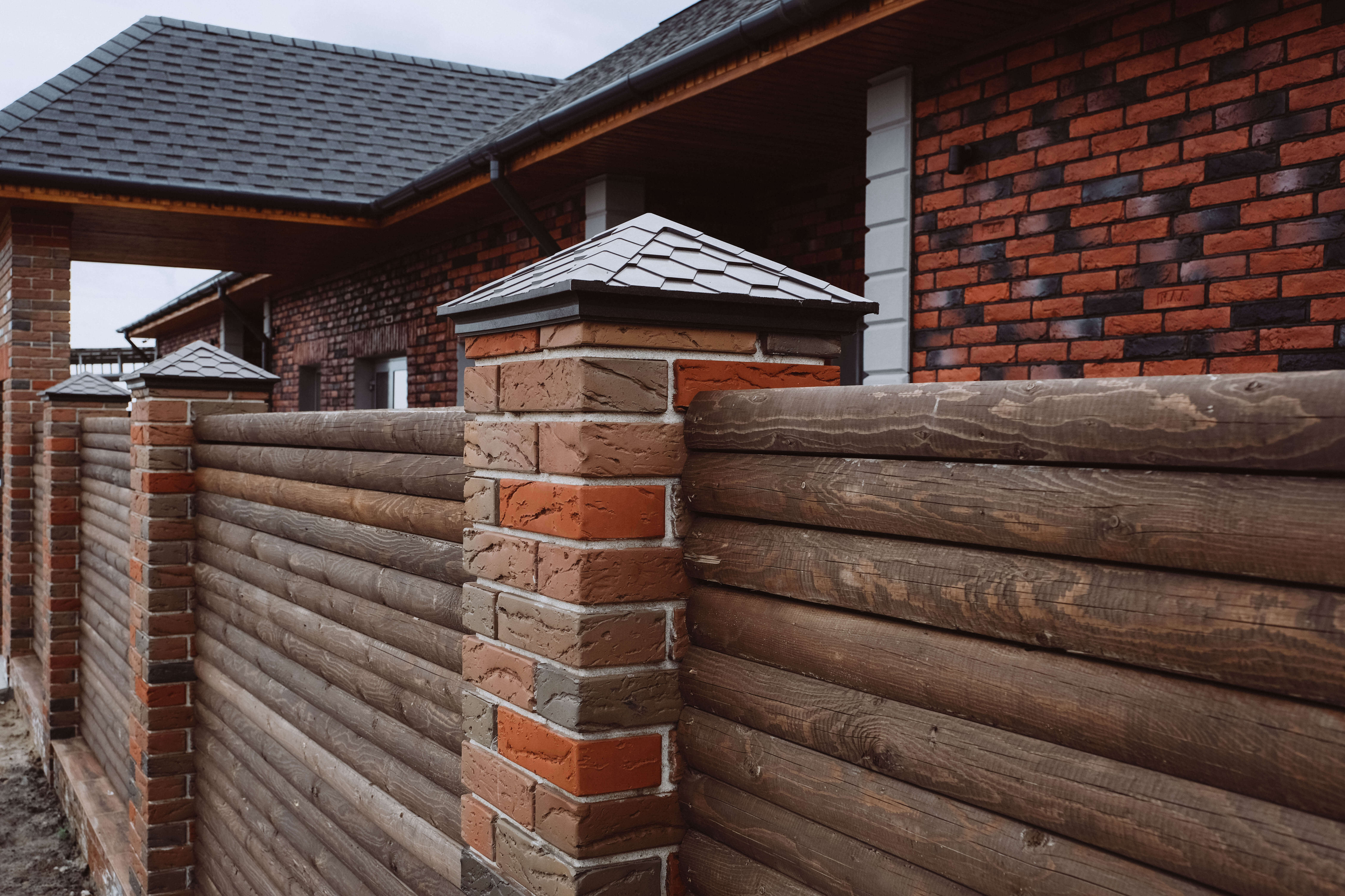 Колпак Zking Эверест Коричневый на столб 1.5х1.5 кирпича (390х390мм) в Томске фото